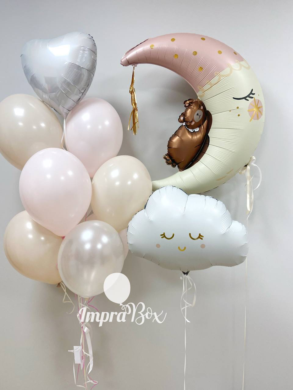 Mis_na_ksiezycu_z_chmurka_dla_dziewczynki