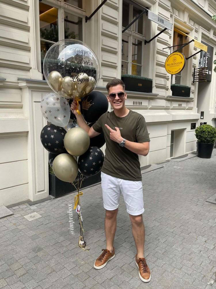 Duzy_zestaw_z_balonem_Bubbles_z_napisem