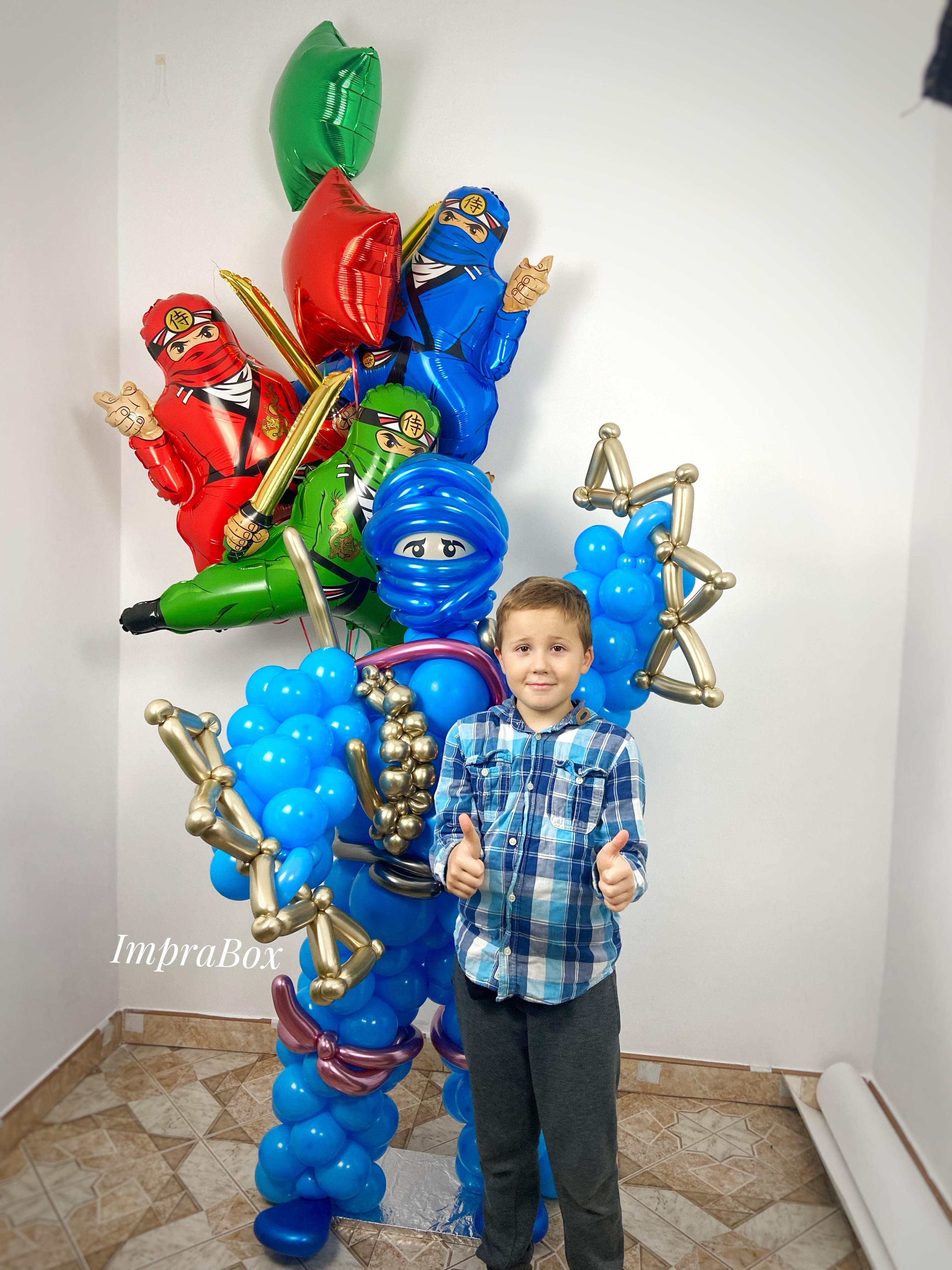 Figura_balonowa_w_stylu_Ninjago
