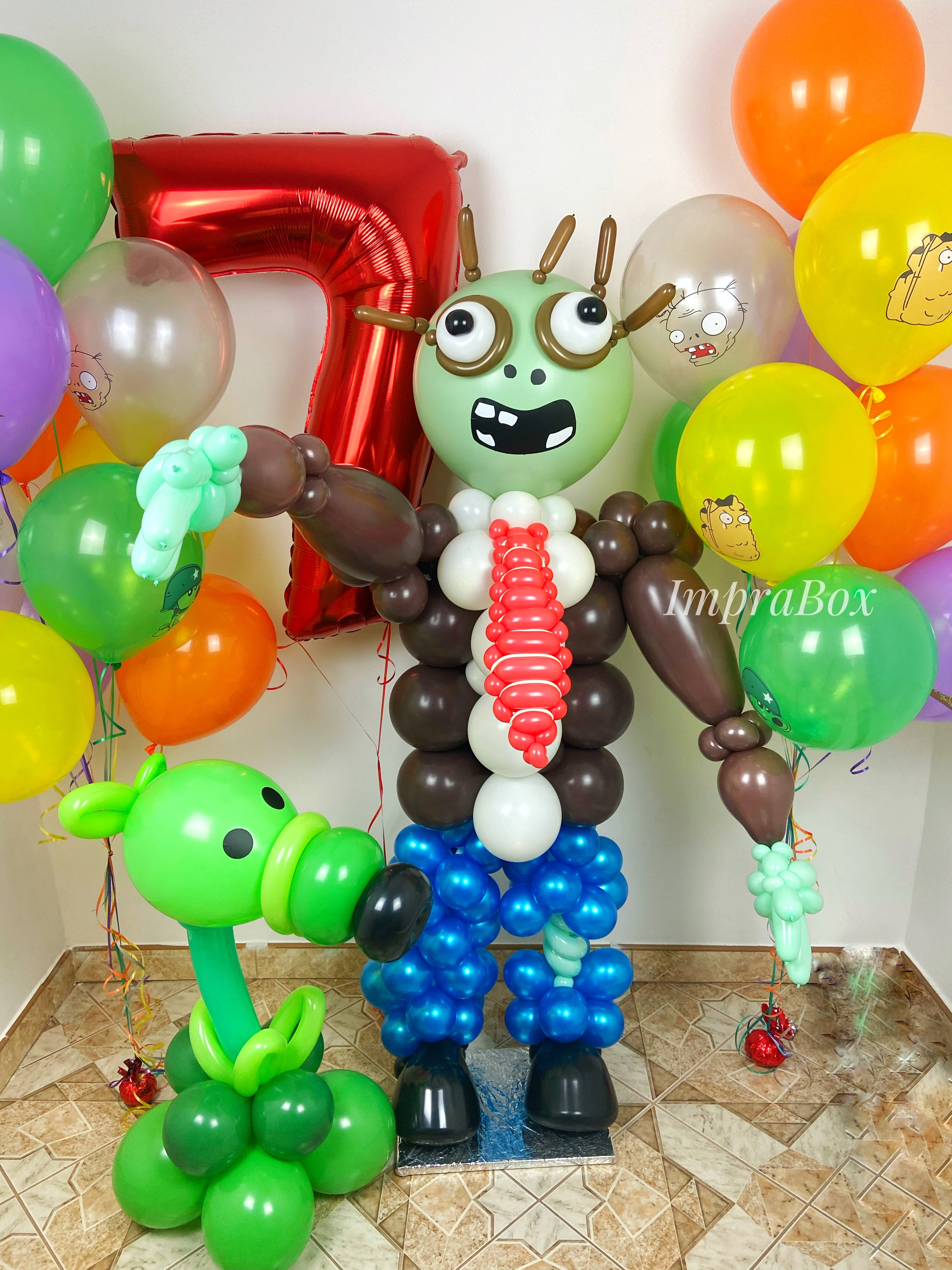 Figura_balonowa_w_stylu_Rosliny_kontra_zombie_Plants_vs._Zombies
