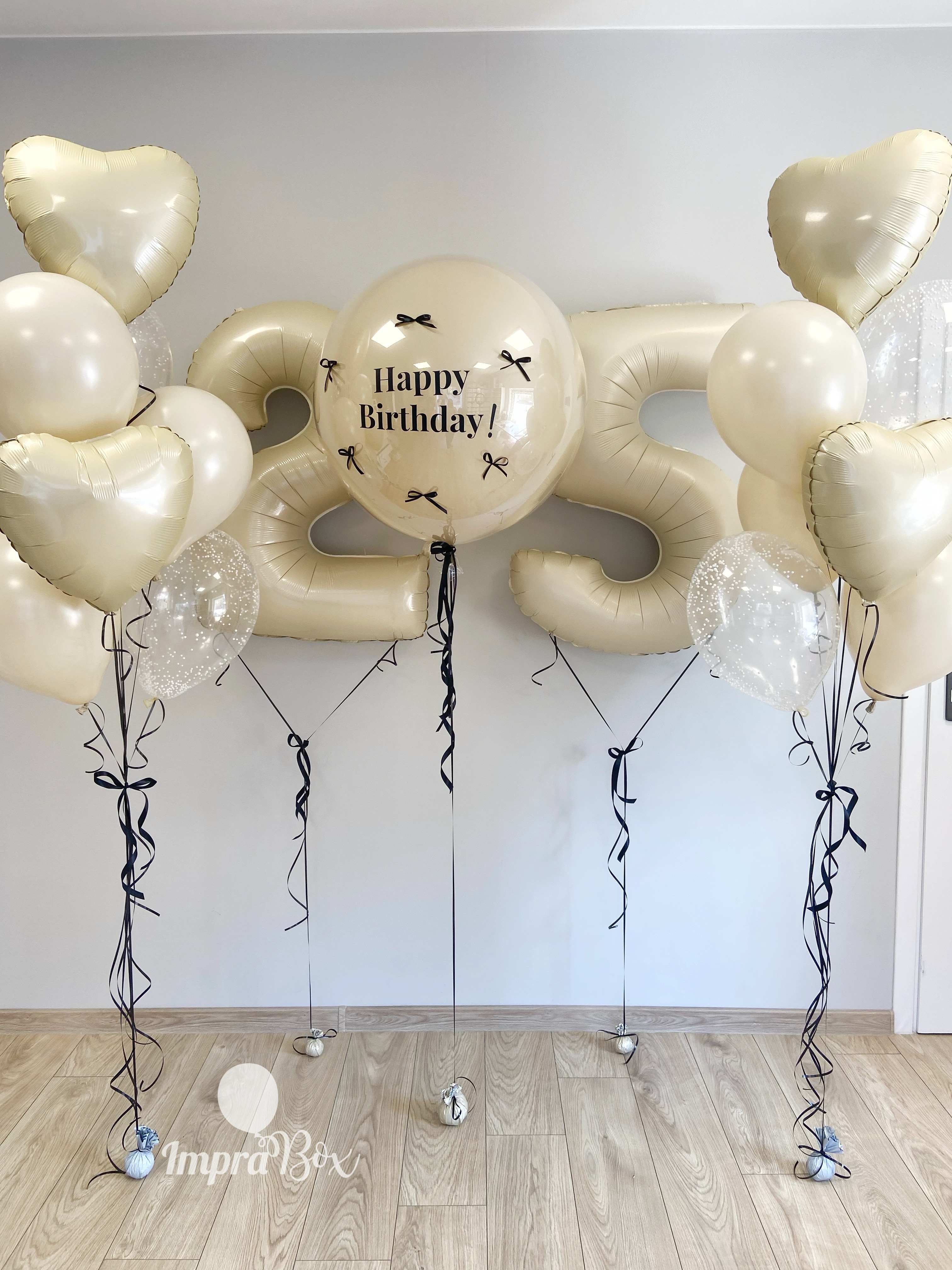 Bezowy_set_z_cyframi